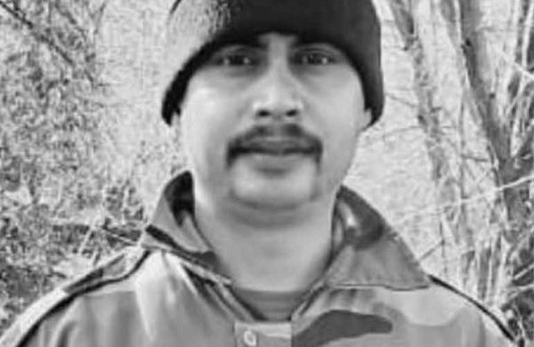 বন্ধুর সঙ্গে শেষ কথা হয় ভারতীয় ল্যান্সনায়েক দীনেশের, নিহত আরও ১৩ বন্ধুর সঙ্গে শেষ কথা হয় ভারতীয় ল্যান্সনায়েক দীনেশের, নিহত আরও ১৩